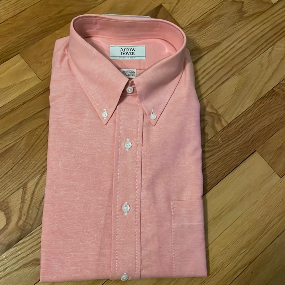 Arrow Dover salmon color collared shirt. Brand new never worn